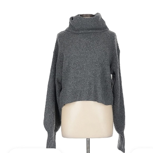 HYFVE Charcoal Turtleneck soft knit Sweater S NWT - Picture 1 of 7
